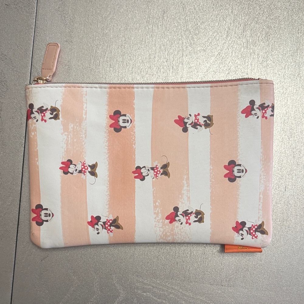 Disney Minnie Mouse Polka Dot Clutch